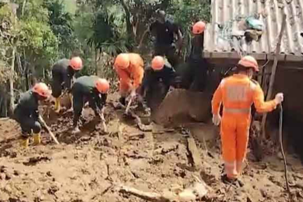 டிட்வாவில் பாதிக்கப்பட்டு இன்னும் அடையாளம் காணப்படாத உடலங்கள்.. 525 பேருக்கு இறப்புச் சான்றிதழ்கள் | Death Certificates Issued 525 People Died Ditwah