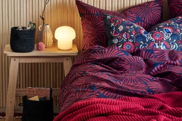 ஒரு மாத காலமாக காதலியை வீட்டில் மறைத்து வைத்திருந்த 16 வயது மாணவன்