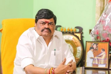 முன்னாள் அமைச்சர் ராஜேந்திர பாலாஜியின் சகோதரி மகன்கள் கைது - போலீசார் அதிரடி