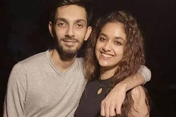 பிரபல இசையமைப்பாளருடன் கீர்த்தி சுரேஷ் திருமணமா? எல்லாம் இந்த ஒரேஒரு புகைப்படம் தான் காரணம்!!