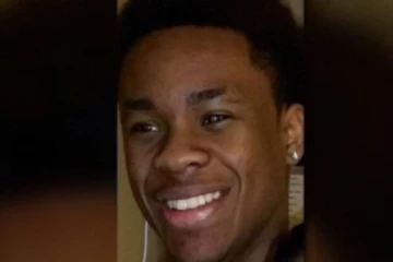 போர்வைக்குள் உறங்கிய கருப்பின நபரை சுட்டுக்கொன்ற பொலிசார்: அமெரிக்காவில் பரபரப்பு