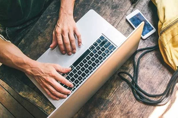 நாள் முழுக்க மவுஸ் பிடித்து கைகள் செத்து போய் விட்டதா?