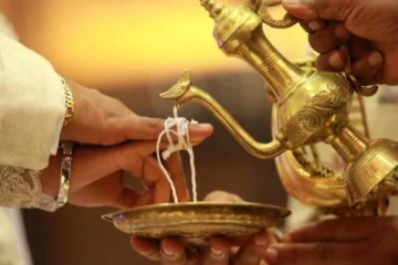 ஜனாதிபதி, பிரதமர் கலந்து கொண்ட திருமணம்; பணம் கொடுக்கவில்லை;  தரகர் பொலிஸில் முறைப்பாடு