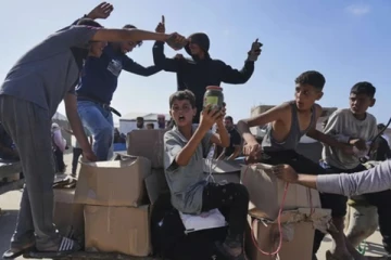 காஸா நிவாரண முகாமில் துப்பாக்கிச்சூடு ; ஒருவர் பலி