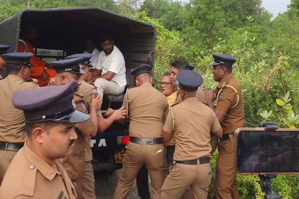 யாழ். தையிட்டி விகாரை தொடர்பில் தவிசாளர் தியாகராஜா நிரோஷின் கோரிக்கை | Chairman Thyagaraja Nirosh Protest In Tahiti