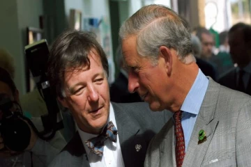 மன்னர் சார்லசை கவனித்துக்கொள்ளும் சர்ச்சைக்குரிய சிகிச்சைமுறையைப் பின்பற்றும் மருத்துவர்; எழுந்துள்ள விமர்சனம்