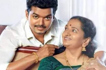 பெற்றோரை கைவிட்டு கண்டுக்கொள்ளாத விஜய்!! வாரிசு-ஐ விட்டுக்கொடுத்தாத ஷோபா!!