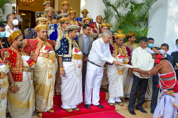 அனைத்து கடவுளின் ஆசிர்வாதத்துடன் நாட்டின் நெருக்கடிக்கு தீர்வு! | Solution Country S Crisis All God S Blessings