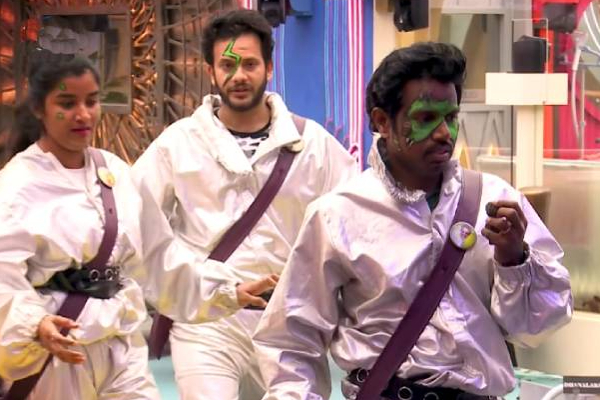 பிக்பாஸ் வீட்டில் அசீம் - அமுதவாணனால் குழம்பி போன கதிரவன்! சுவாரஸ்ய காணொளி | Azeem Amudavanan Act Katiravan Confused Bigg Boss