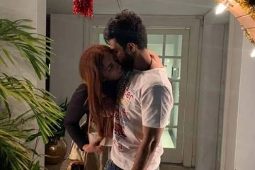 2ஆம் மனைவியின் கட்டுப்பாட்டில் பிரபல நடிகர்!! வெட்டவெளிச்சமாக்கிய கலாய்த்த இசையமைப்பாளர்..