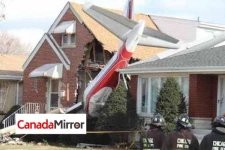 வீட்டுக்குள் நுழைந்த விமானத்தால் ஏற்பட்ட பரபரப்பு