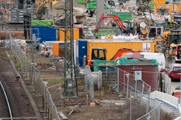 ஜெர்மனியில் இரண்டாம் உலகப்போர் குண்டு வெடித்ததால் பரபரப்பு! 4 பேர் படுகாயம்