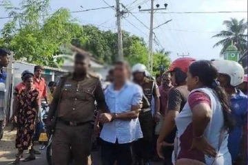 யாழில் சிறுவர்களை கடத்த முயன்றவர் மக்களால் மடக்கி பிடிப்பு