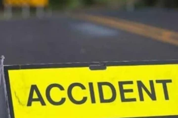 බිහිසුණු රිය අනතුරකින් තිදෙනෙක් මිය යයි - සංවේදී පුවතක්