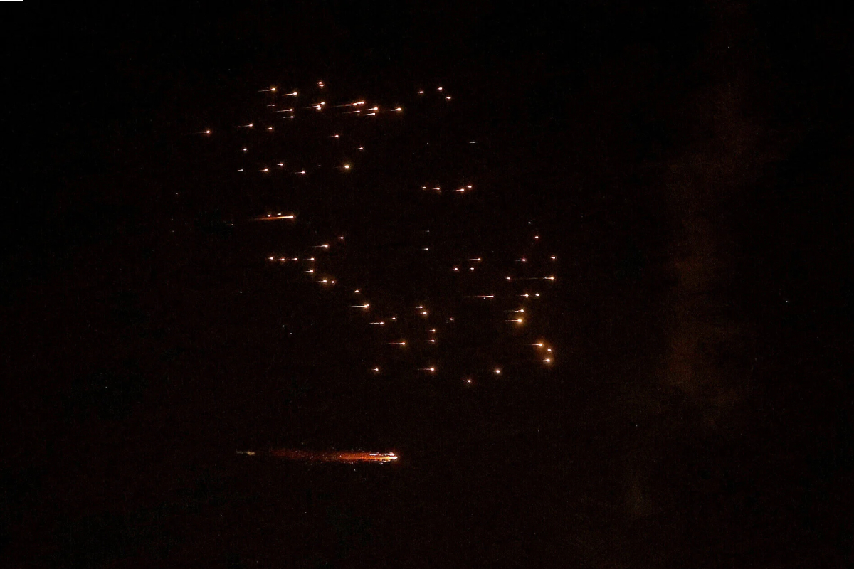 இதுவரை பயன்படுத்தப்படாத புதிய வகை ஆயுதங்கள்! அதிர வைக்கும் ஈரானின் அறிவிப்பு | Iran To Use Of Weapons Never Used Before In War