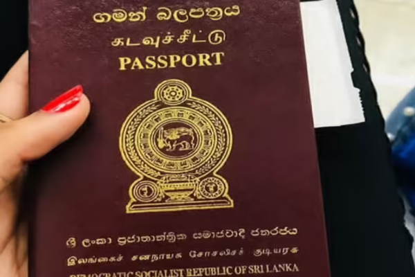 உலகின் சக்தி வாய்ந்த பாஸ்போர்ட்; 7 ஆண்டுகளாக முதலிடம் வகிக்கும் UAE - இந்தியாவின் நிலை? | 2025 World Strongest Passport Uae Tops India Rank உலகின் சக்தி வாய்ந்த பாஸ்போர்ட்; 7 ஆண்டுகளாக முதலிடம் வகிக்கும் UAE - இந்தியாவின் நிலை? | 2025 World Strongest Passport Uae Tops India Rank