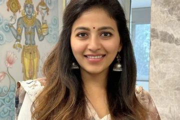 நடிகை அஞ்சலியா இது.. சுத்தமாக மேக்கப் இல்லாமல் வெளியிட்ட புகைப்படங்கள்