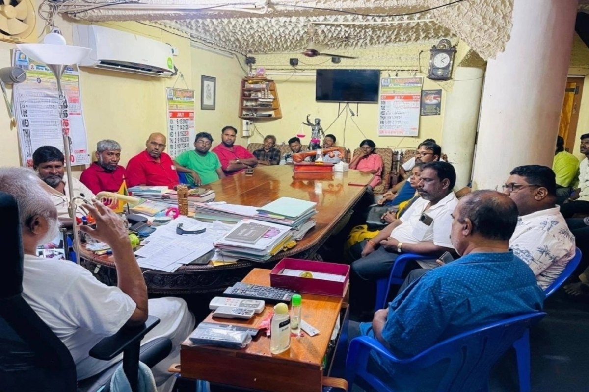 தமிழக தலைவர்களுடனான சந்திப்பு சுயலாப அரசியலின் வெளிப்பாடு ; டக்ளஸ் தேவானந்தா | Douglas Slams Tamil Nadu Leaders Meeting தமிழக தலைவர்களுடனான சந்திப்பு சுயலாப அரசியலின் வெளிப்பாடு ; டக்ளஸ் தேவானந்தா | Douglas Slams Tamil Nadu Leaders Meeting