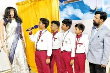 தமிழகத்தில் உள்ள தனியார் பள்ளியில் மார்க்ரேட் என பெயரிட்ட AI ஆசிரியர் அறிமுகம்