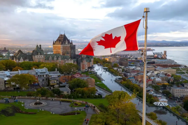 கனடாவில் கல்வி கற்க விண்ணப்பித்துள்ள மாணவர்கள் எண்ணிக்கையில் கடும் வீழ்ச்சி | International Students 60 Cent Drop In Canada கனடாவில் கல்வி கற்க விண்ணப்பித்துள்ள மாணவர்கள் எண்ணிக்கையில் கடும் வீழ்ச்சி | International Students 60 Cent Drop In Canada