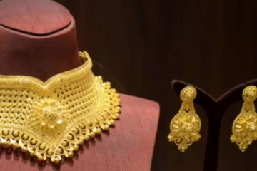 எந்த ஜாதக அமைப்பு கொண்டவர்கள் கையில் தங்கம் தங்காது ?