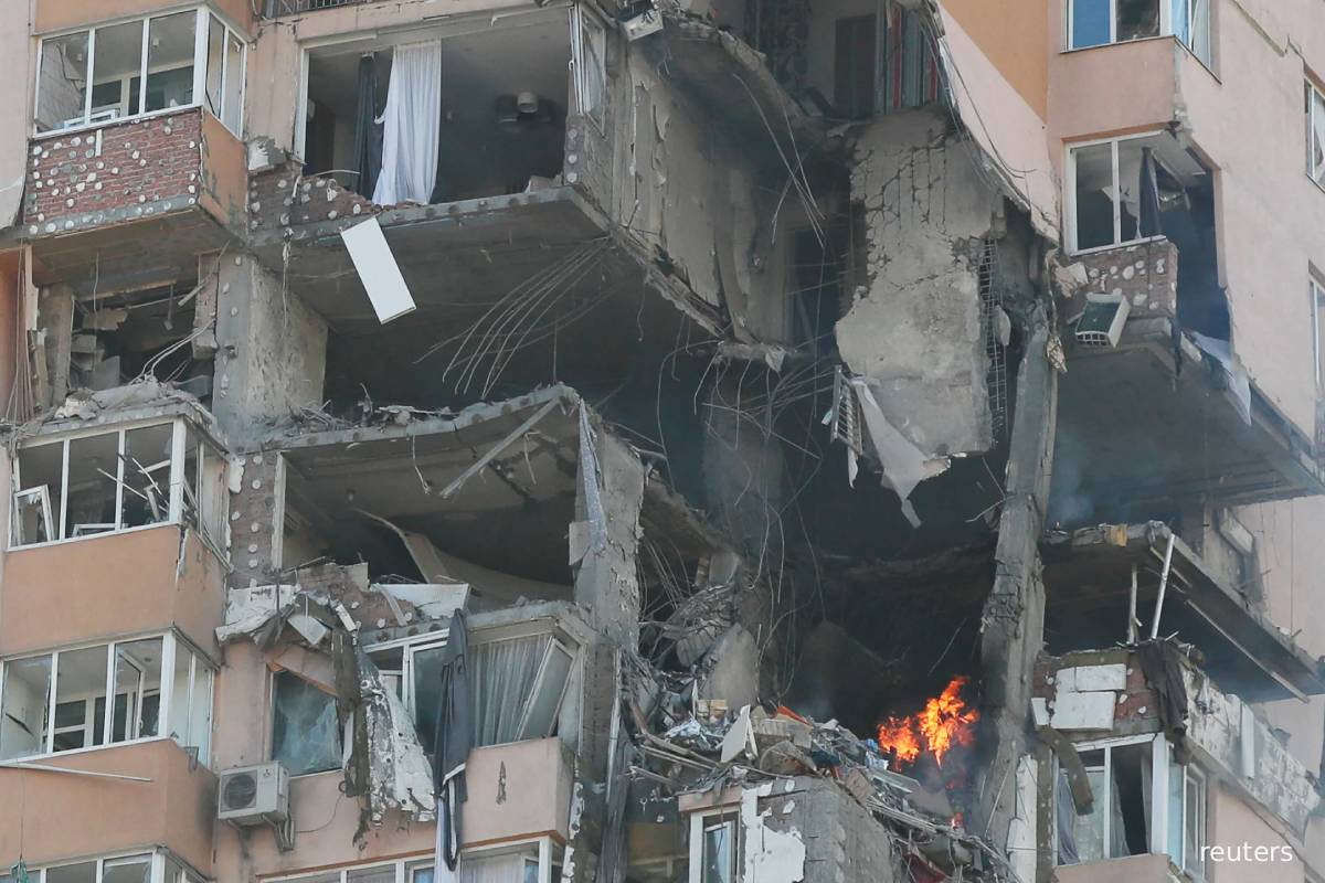 துல்லியமான ட்ரோன் தாக்குதல்... ரஷ்யாவின் 12 உளவுத்துறை அதிகாரிகளை பழி தீர்த்த உக்ரைன் | Ukraine Wipes Out Fsb Officers