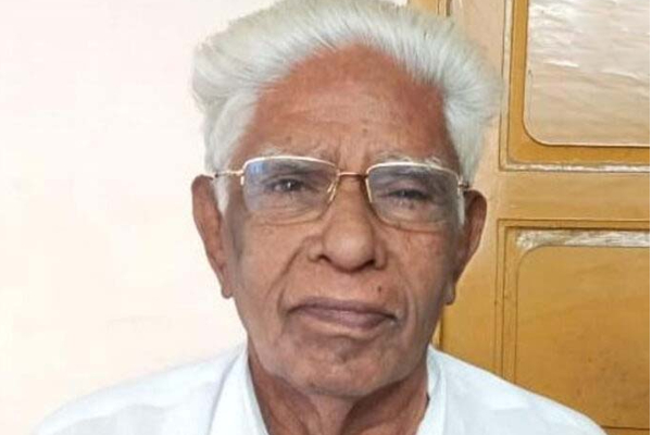 அடுத்தடுத்து திரையுலகில் ஏற்படும் இழப்பு... பழம்பெரும் இயக்குனர் கொரோனாவால் உயிரிழப்பு | Director Mohan Gandhi Raman Corona Death