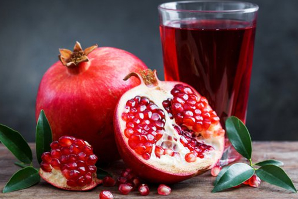பல நோய்களுக்கு நிவாரணம் தரும் மாதுளை | Pomegranate Cures Many Diseases