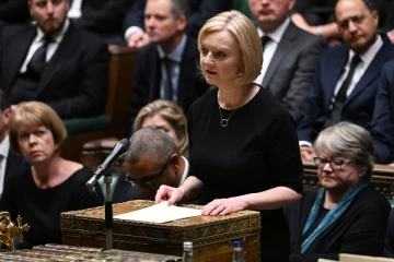 பகிரங்கமாக மன்னிப்பு கேட்ட பிரித்தானிய பிரதமர்