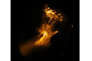 ஒரு வேளை தானோஸ் கையா இருக்குமோ? - சிலிர்க்க வைக்கும் நாசா புகைப்படம்