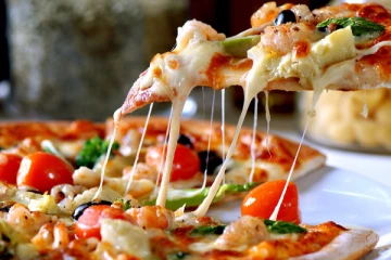 நாள் முழுவதும் பீட்சா தான் - ஒரே மாதத்தில் அல்டிமேட்டா எடை குறைத்த இளைஞர்