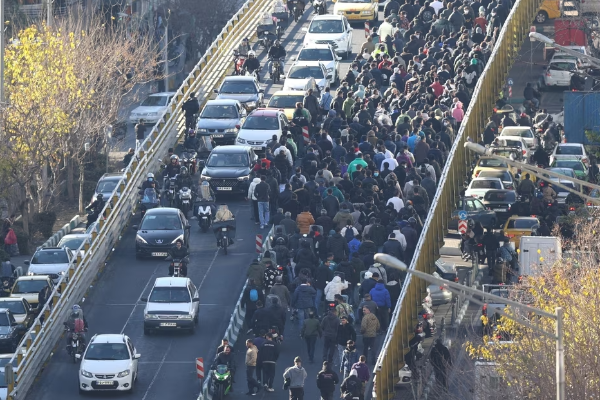 ஈரான் அரசின் நடவடிக்கையை கண்டிக்கும் ஜனாதிபதியின் புதல்வர் | Iran Presidents Son Urges To Restore Internet ஈரான் அரசின் நடவடிக்கையை கண்டிக்கும் ஜனாதிபதியின் புதல்வர் | Iran Presidents Son Urges To Restore Internet