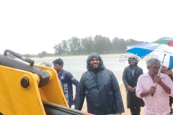 மட்டக்களப்பில் வெள்ள நிலைமையினை குறைக்க ஆற்றுவாய் வெட்டும் பணிகள் முன்னெடுப்பு | Batticaloa Flood Relief Works மட்டக்களப்பில் வெள்ள நிலைமையினை குறைக்க ஆற்றுவாய் வெட்டும் பணிகள் முன்னெடுப்பு | Batticaloa Flood Relief Works