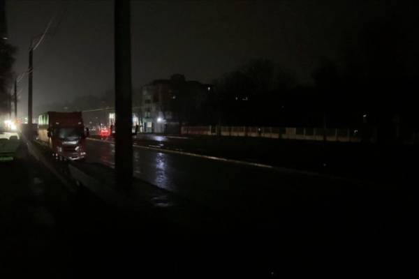 more than 1 million people suffer heat in ukraine