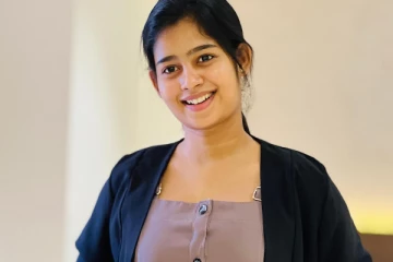 பிக் பாஸ் ஜனனி அழகிய லேட்டஸ்ட் போட்டோஷூட்