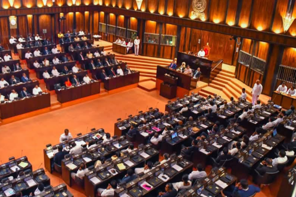 அவசரகால சட்டம் தொடர்பில் நாடாளுமன்றத்தில் கிடைத்துள்ள அங்கீகாரம் | Emergency Law Approved By Parliament