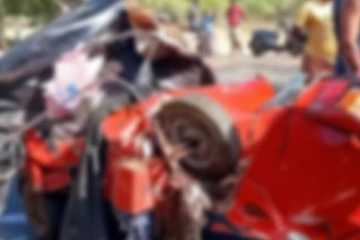 රෝහලට යන්න ගිය ගමන මරු කටින් අවසන් වෙයි - තවත් බිහිසුණු අනතුරක් - දින 10ක බිලිදෙක් ඇතුළු තිදෙනෙක් ජීවිතක්ෂයට