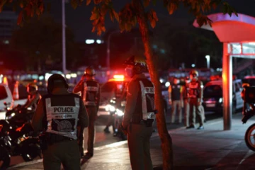 உயிருக்கு உயிராக நேசித்த காதலனின் மோட்டார் சைக்கிளை எரிந்த காதலி! வெளியான பிண்ணனி