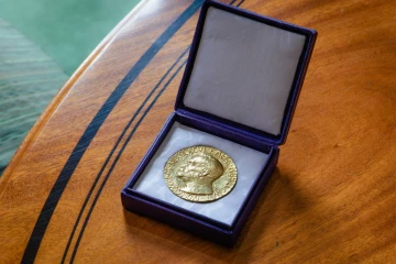 2026 ஆம் ஆண்டுக்கான நோபல் அமைதிப் பரிசு... ட்ரம்புடன் பரிந்துரைக்கப்பட்ட 287 பேர்கள்