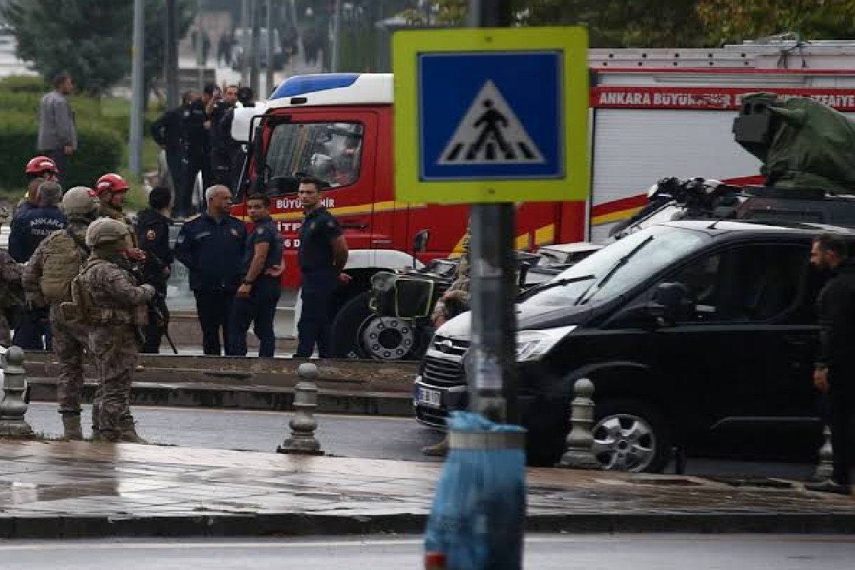 துருக்கியில் 119 ஐ.எஸ். பயங்கரவாதிகள் கைது | 119 Is Terrorists Arrested In Turkey துருக்கியில் 119 ஐ.எஸ். பயங்கரவாதிகள் கைது | 119 Is Terrorists Arrested In Turkey
