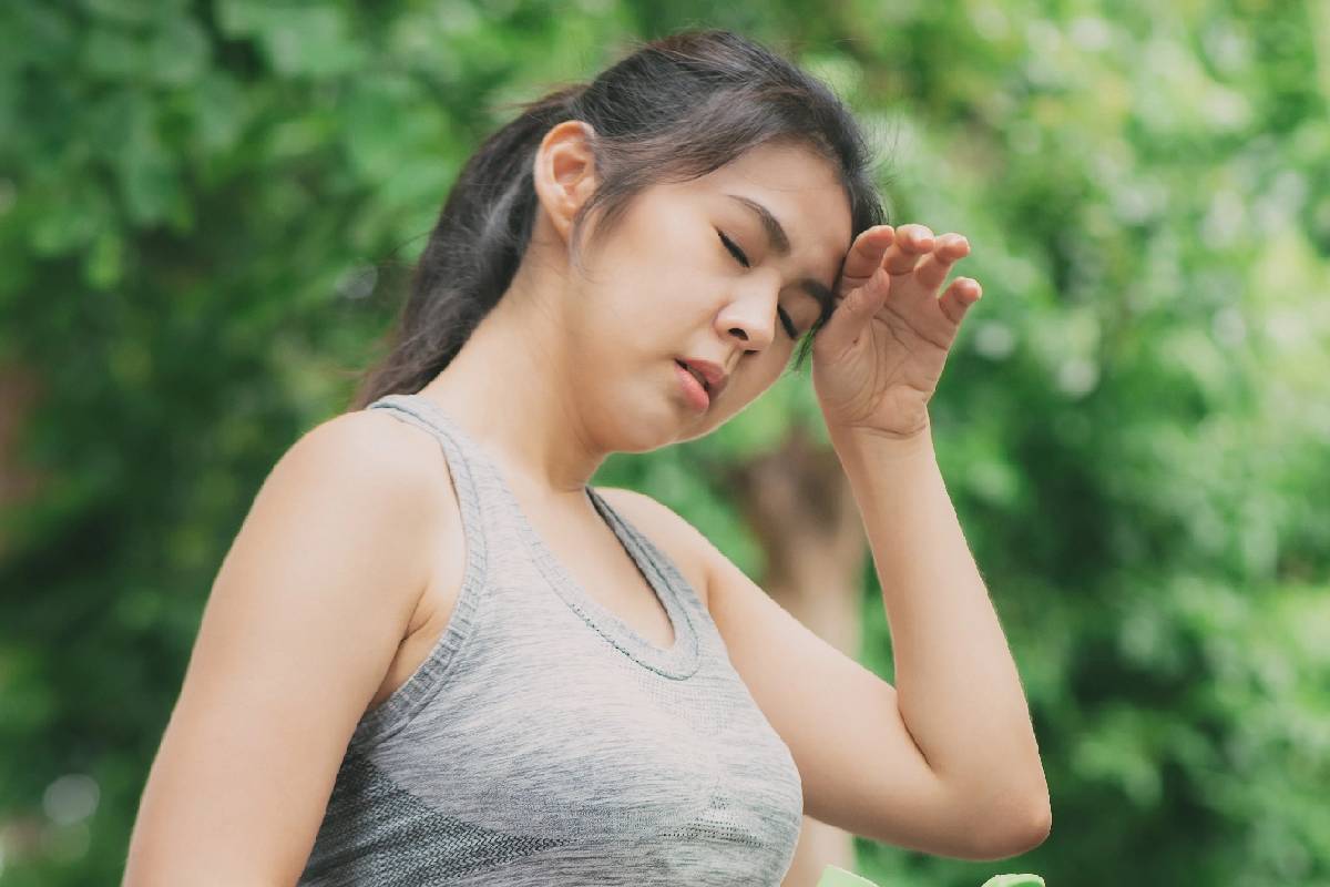 சமைத்த அரிசி நீரில் ஒரு சிட்டிகை கருப்பு உப்பு கலந்து குடித்தால் என்ன பயன்? | Enefits Of Drinking Rice Water Mixed Pinch Of Salt