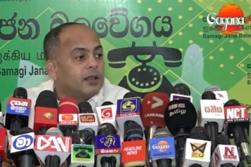 "දේශපාලකයින්ගේ පුත්තු මෙහෙම පිස්සු කෙළියාම සංචාරකයෝ එනව ද?.. " - යාල සිදුවීම ගැන ප්රබල හෙළිදරව්වක්.. (VIDEO)