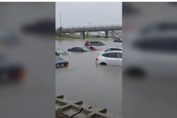 கனடாவின் இந்தப் பகுதியில் கடும் மழை, போக்குவரத்து பாதிப்பு