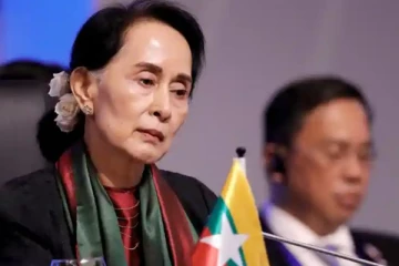 ஆங் சான் சூகி மீது பல குற்றச்சாட்டுகள் பதிவு - நீதிமன்றம் விடுத்துள்ள உத்தரவு