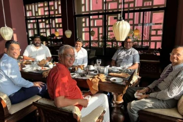 யாழ் வந்த அமைச்சர்களை சந்தித்த சுமந்திரன்