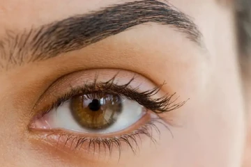 மெலிந்த புருவங்கள் அடர்த்தியாக மாற்ற வேண்டுமா? இதோ சூப்பரான டிப்ஸ்