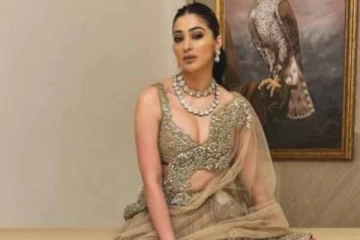 நடிகை ராய் லட்சுமியின் லேட்டஸ்ட் அழகிய புகைப்படங்கள்