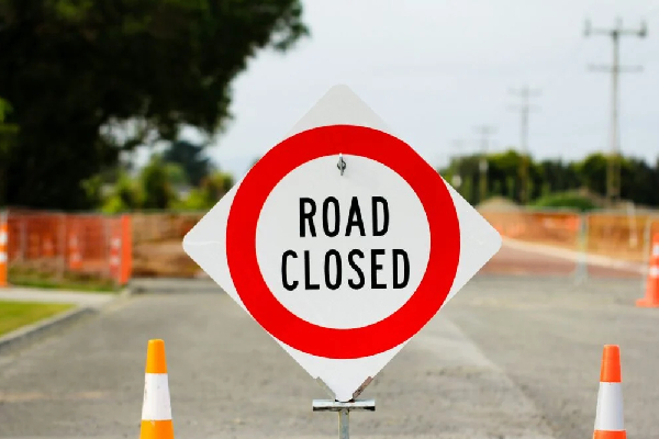 மீண்டும் திறக்கப்பட்ட கண்டி - கொழும்பு பிரதான வீதி | Kandy Colombo Main Road Reopened