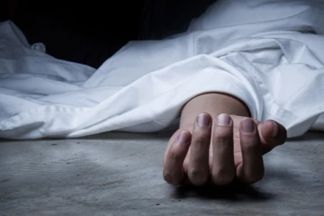 ඉන්ධන පෝලිමකින් තවත් සංවේදී මරණයක්.. (VIDEO)