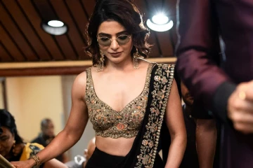 சேலையிலும் கவர்ச்சி.. சமந்தா லேட்டஸ்ட் ஸ்டில்கள்